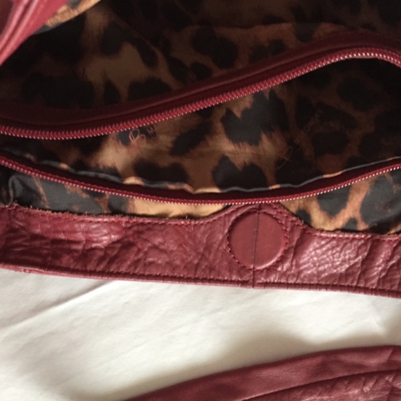 B Makowsky leather purse - Picture 4 of 12